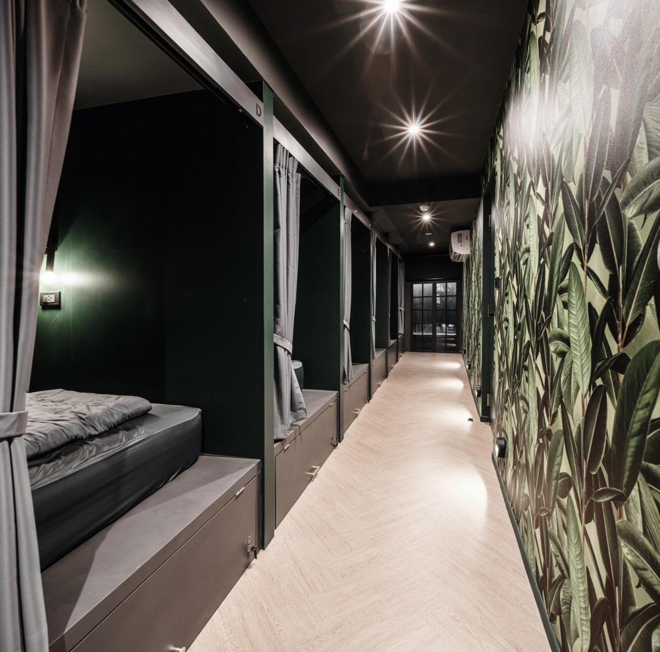 Cher Hostel Бангкок Екстер'єр фото